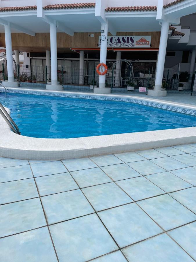 1 Bedroom Apartment With Stunning Sea View Арона Экстерьер фото